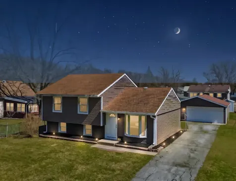 127 North Cedar Lane Glenwood IL 60425