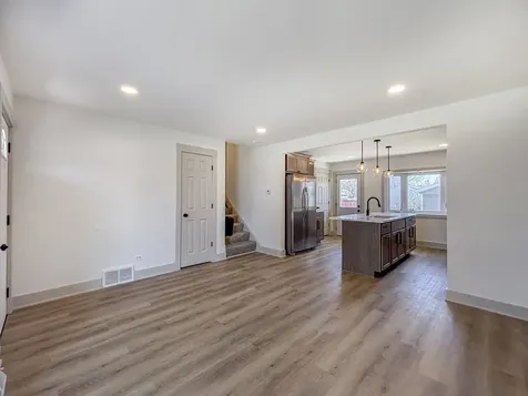 127 North Cedar Lane Glenwood IL 60425