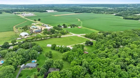 165 South Blackhawk Road Oregon IL 61061