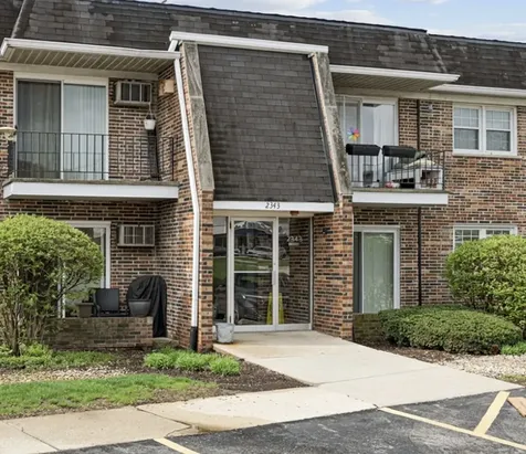 2343 Ogden Avenue N Downers Grove IL 60515