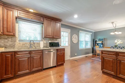 6 South Deerpath Drive Vernon Hills IL 60061
