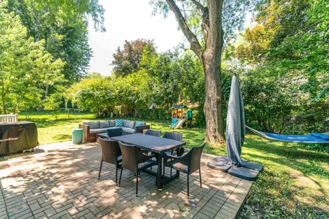 6 South Deerpath Drive Vernon Hills IL 60061