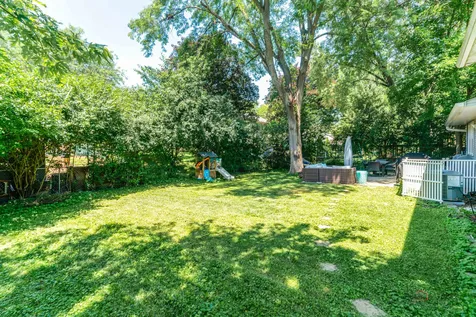 6 South Deerpath Drive Vernon Hills IL 60061