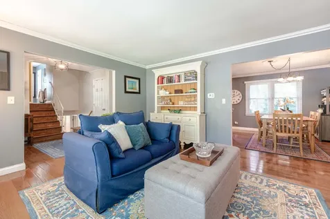 6 South Deerpath Drive Vernon Hills IL 60061