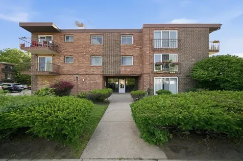10230 Washington Avenue Oak Lawn IL 60453