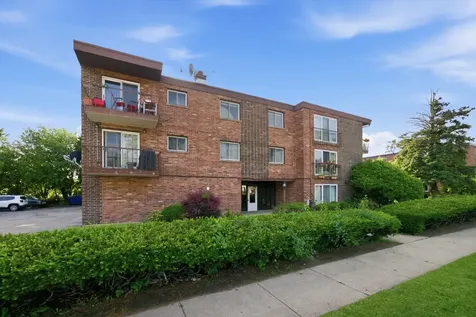 10230 Washington Avenue Oak Lawn IL 60453