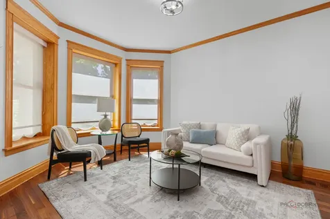 4448 North Tripp Avenue Chicago IL 60630