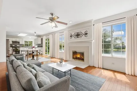 1704 Charlotte Circle Naperville IL 60564
