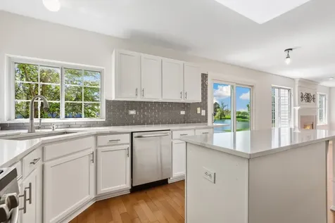 1704 Charlotte Circle Naperville IL 60564