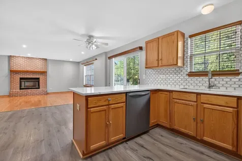 130 Fairfield Drive Romeoville IL 60446
