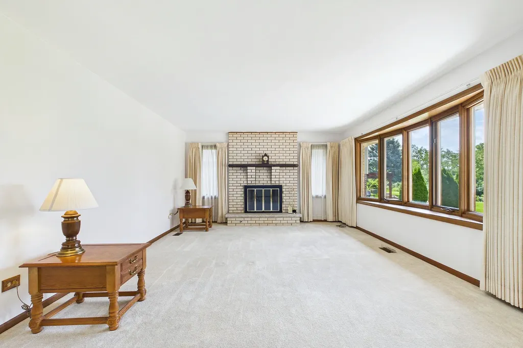 3529 Burgess Place Darien IL 60561