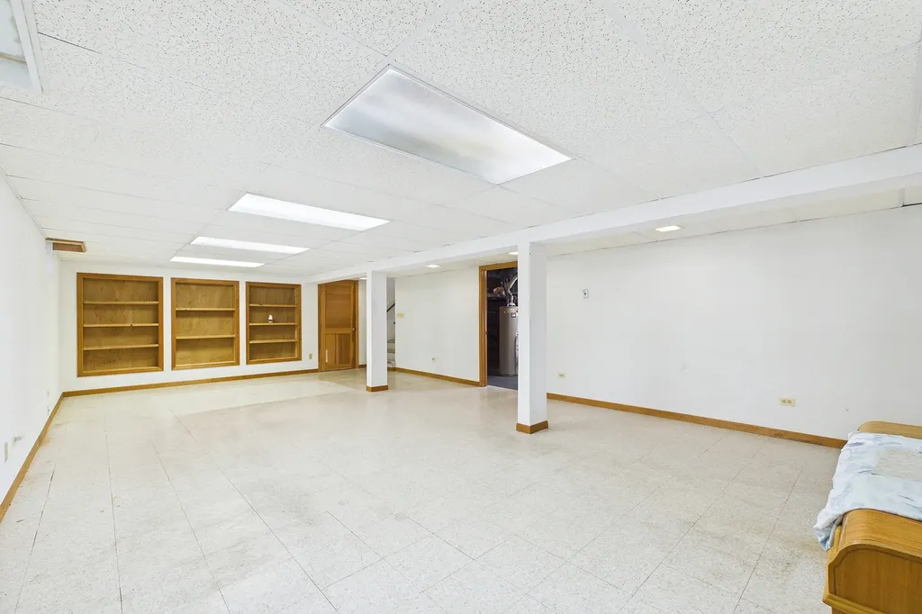 3529 Burgess Place Darien IL 60561