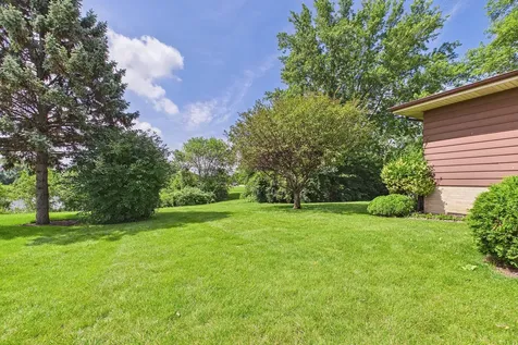3529 Burgess Place Darien IL 60561