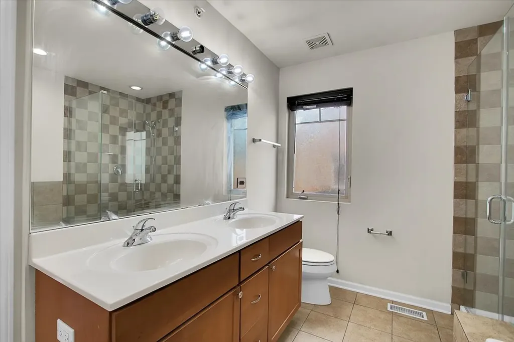 8900 31ST Street Brookfield IL 60513