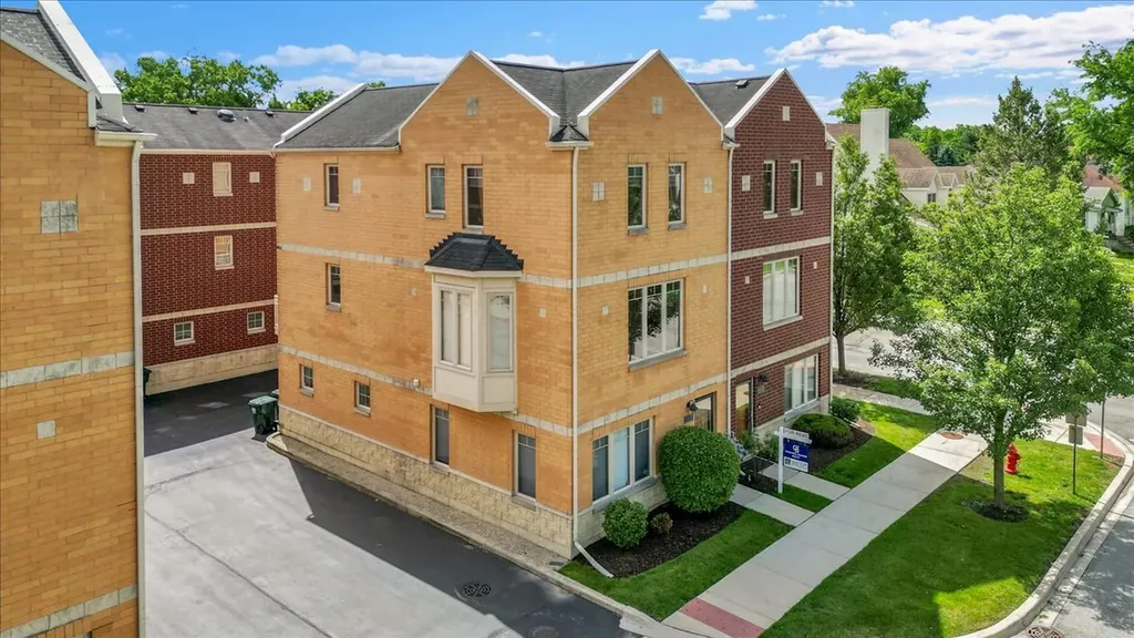 8900 31ST Street Brookfield IL 60513