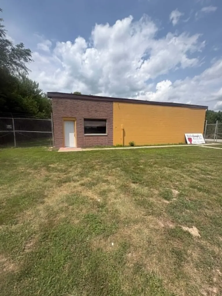 14447 State Highway 34 Benton IL 62812