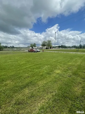 14447 State Highway 34 Benton IL 62812