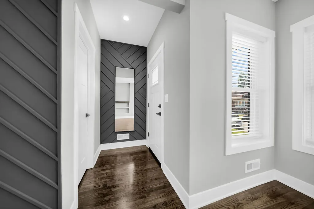 4830 West Crystal Street Chicago IL 60651
