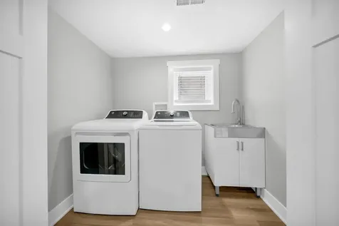 4830 West Crystal Street Chicago IL 60651