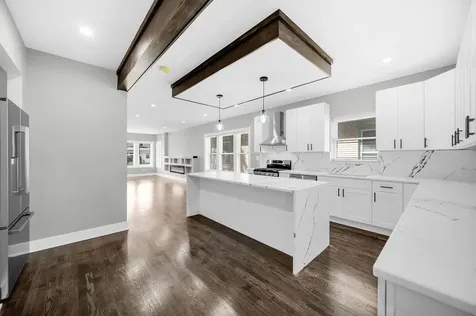 4830 West Crystal Street Chicago IL 60651