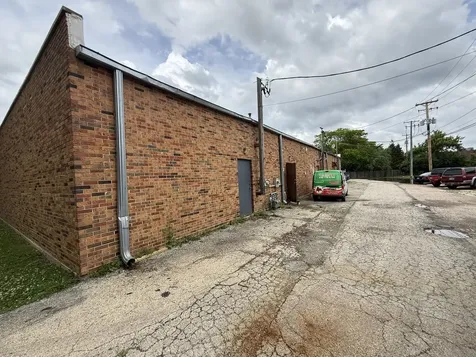 4651 Old Tavern Road Lisle IL 60532