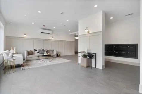 1548 West Ardmore Avenue Chicago IL 60660