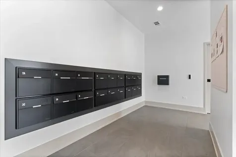 1548 West Ardmore Avenue Chicago IL 60660