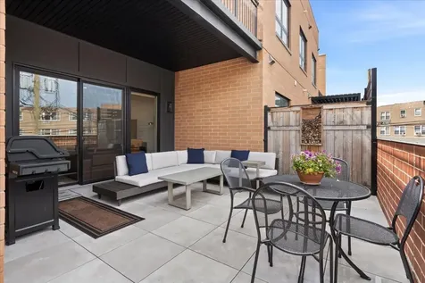 1548 West Ardmore Avenue Chicago IL 60660