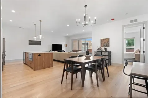 1548 West Ardmore Avenue Chicago IL 60660
