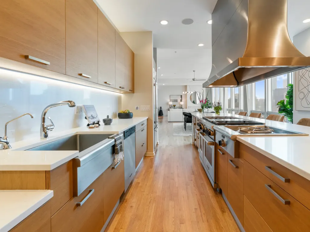 500 West Superior Street Chicago IL 60654