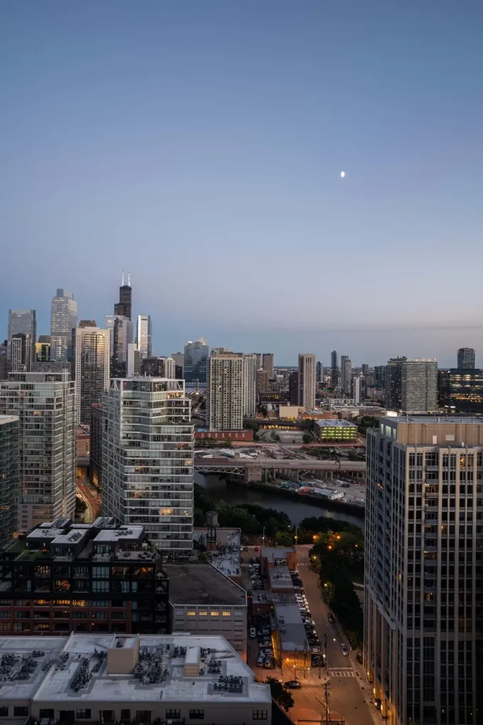 500 West Superior Street Chicago IL 60654