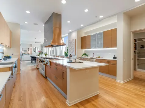 500 West Superior Street Chicago IL 60654