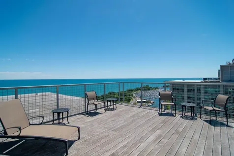 3600 North Lake Shore Drive Chicago IL 60613