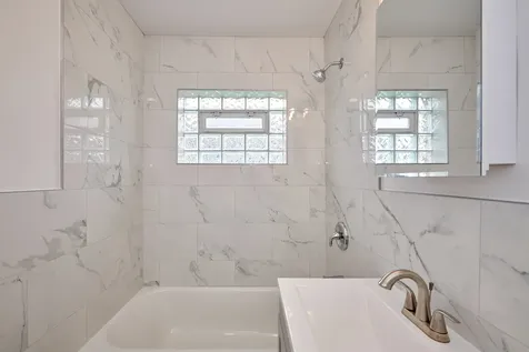 416 Laurel Avenue Des Plaines IL 60016