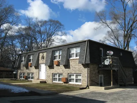 3303 Colgate Avenue Zion IL 60099