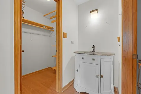 11030 South Theresa Circle Palos Hills IL 60465