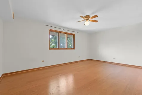 11030 South Theresa Circle Palos Hills IL 60465