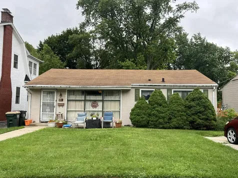 21 South Seymour Avenue Mundelein IL 60060