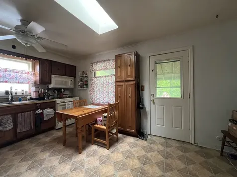 21 South Seymour Avenue Mundelein IL 60060