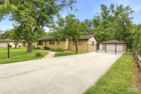 308 North Brookshore Drive Shorewood IL 60404