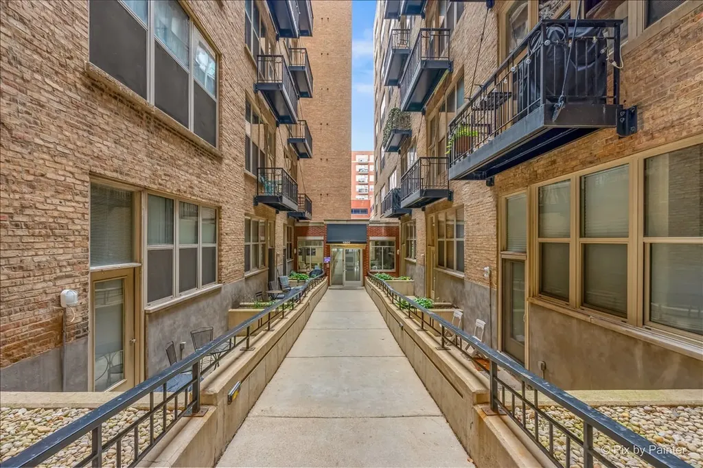 1500 West Monroe Street Chicago IL 60607