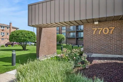 7707 West Irving Park Road Chicago IL 60634