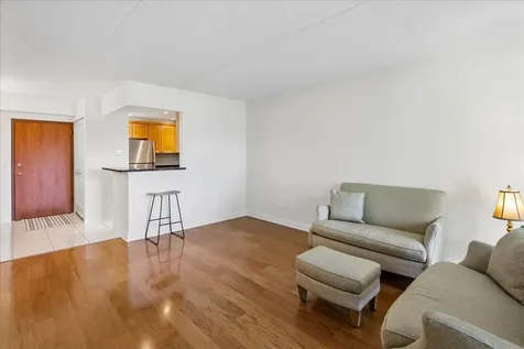 7707 West Irving Park Road Chicago IL 60634