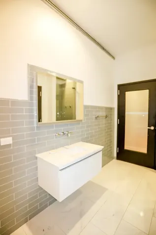4809 North Ravenswood Avenue Chicago IL 60640