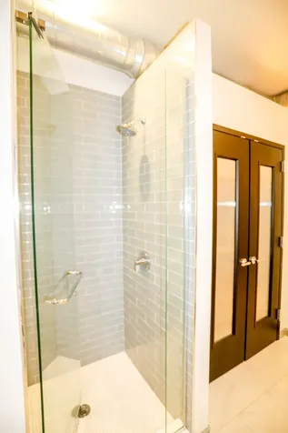 4809 North Ravenswood Avenue Chicago IL 60640