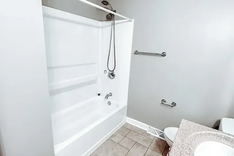 1491 Kathleen Way Elk Grove Village IL 60007
