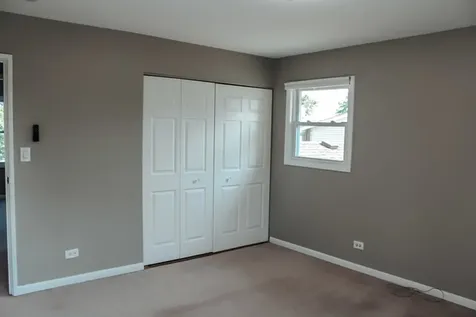 1491 Kathleen Way Elk Grove Village IL 60007