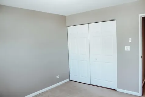 1491 Kathleen Way Elk Grove Village IL 60007