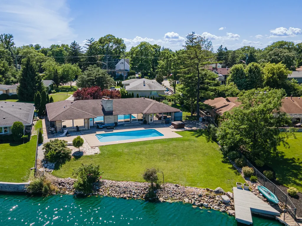 1866 Berry Lane Des Plaines IL 60018