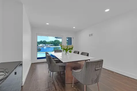 1866 Berry Lane Des Plaines IL 60018